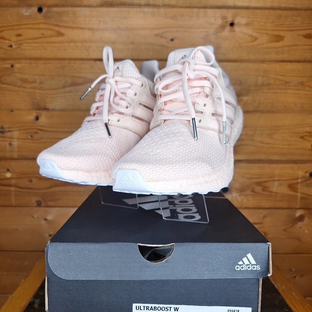❤️ NWBOX ADIDAS ULTRABOOST W Pink Tint super- comfy running Size 7